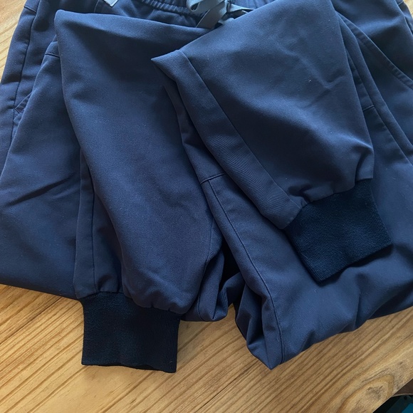 Mens Figs Scrubs Set XS - Picture 3 of 6